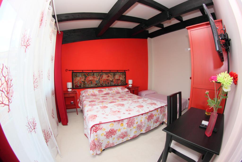 B&B I Fiori Del Mare อากรอโปลี ภายนอก รูปภาพ