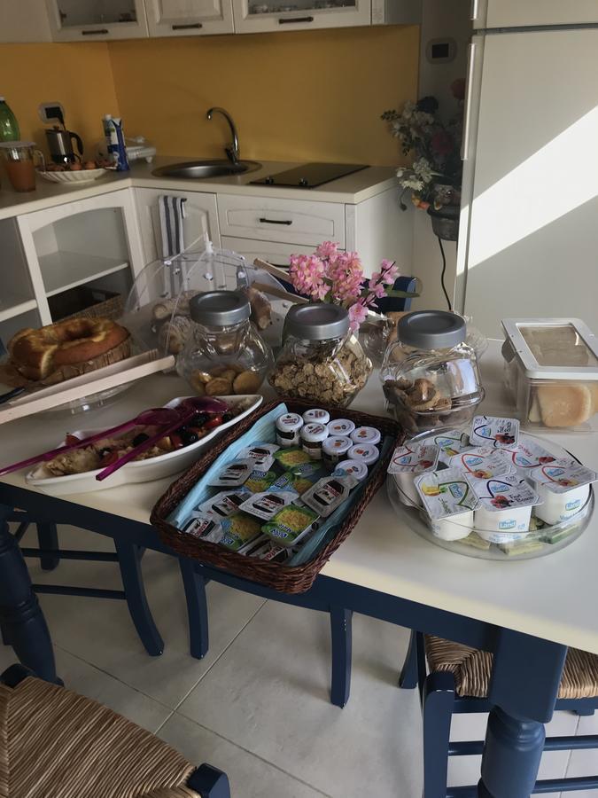 B&B I Fiori Del Mare อากรอโปลี ภายนอก รูปภาพ